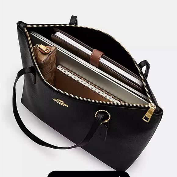 NWT - COACH - Zip Top Tote In Signature Canvas - Picture 3 of 5